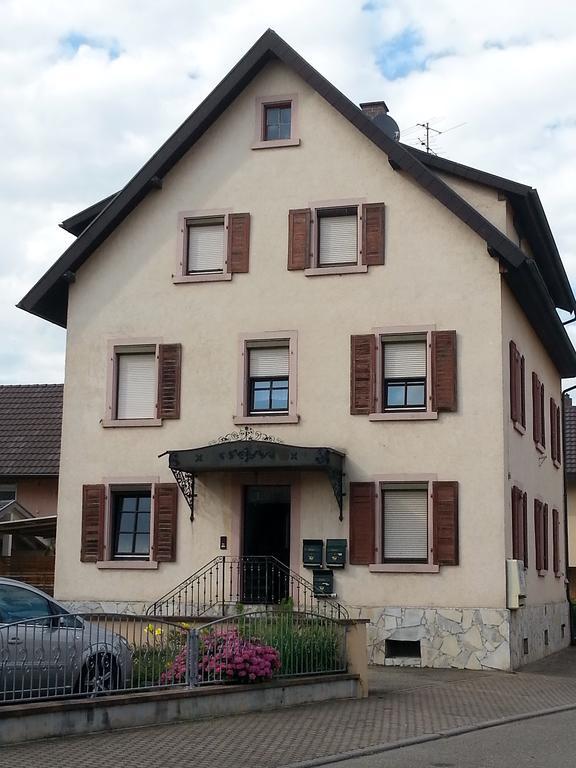 Ferienwohnung Ernesto Rust Bagian luar foto